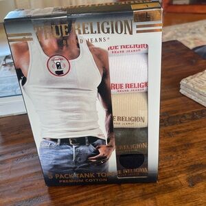 True Religion Tank Tops / Undershirts 5 Pack LARGE
